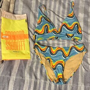 MeUndies Blue and Yellow Wave Bikini